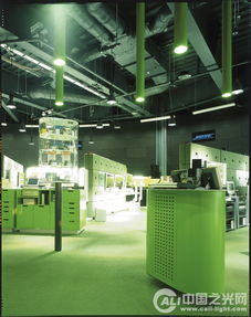 Selfridges百貨公司零售體驗店照明設計 營造氛圍、引導消費的藝術